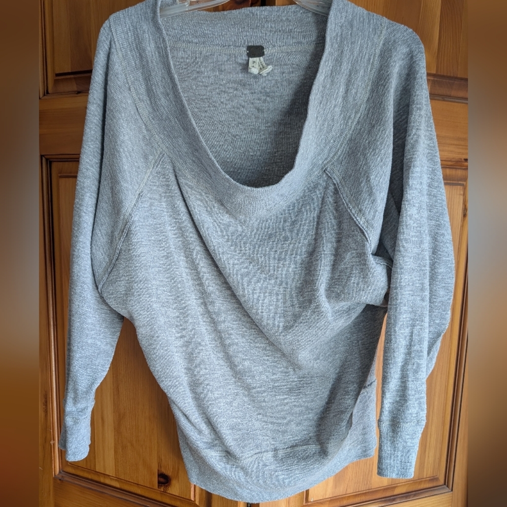 We The Free Palisades Off-Shoulder Top - Picture 10 of 11